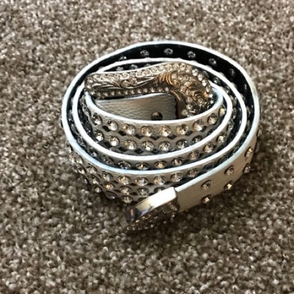 White Buckle Brand Genuine leather belt